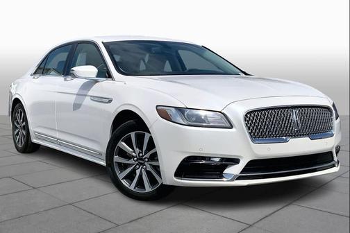 2017 Lincoln Continental Premiere