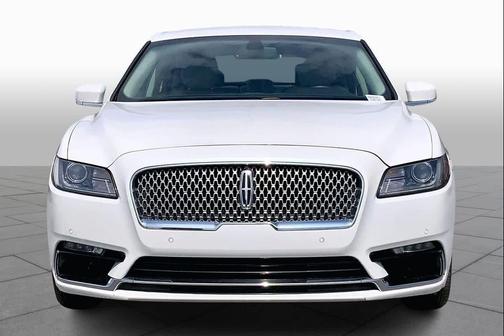 2017 Lincoln Continental Premiere