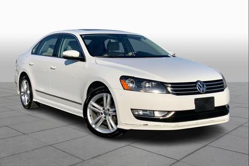 2015 Volkswagen Passat 3.6L V6 DSG SEL Premium