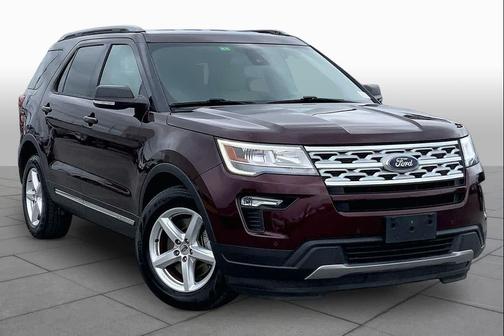 Burgundy Velvet Metallic Tinted Clearcoat 2019 Ford Explorer XLT