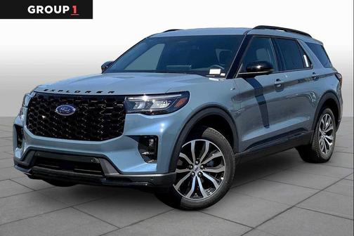 Vapor Blue Metallic 2026 Ford Explorer ST-Line