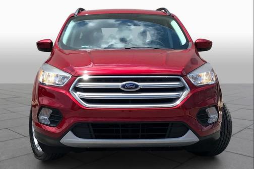Ruby Red Metallic Tinted Clearcoat 2018 Ford Escape SE