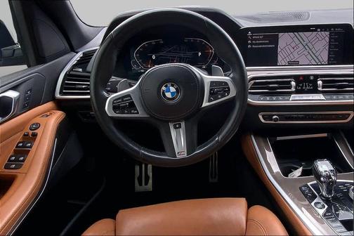 Mineral White Metallic 2022 BMW X5 sDrive40i