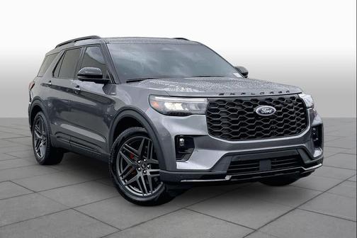 Carbonized Gray Metallic 2025 Ford Explorer ST-Line