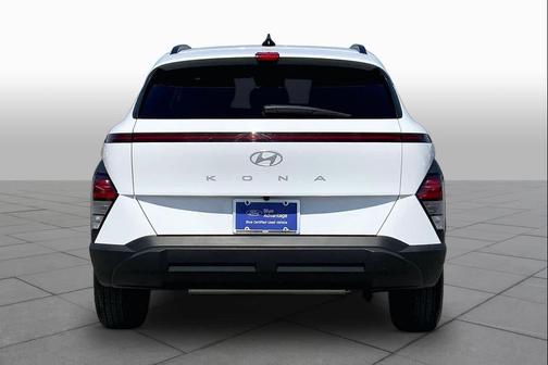 Atlas White 2024 Hyundai KONA SEL