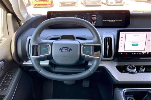 Agate Black Metallic 2025 Ford Expedition Active
