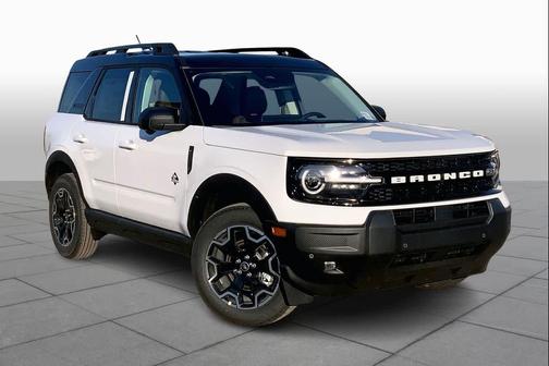 Oxford White 2025 Ford Bronco Sport Outer Banks