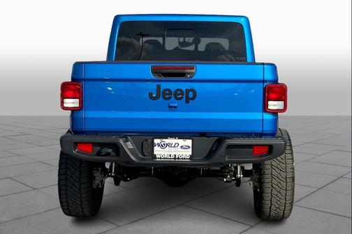 2025 Jeep Gladiator Nighthawk