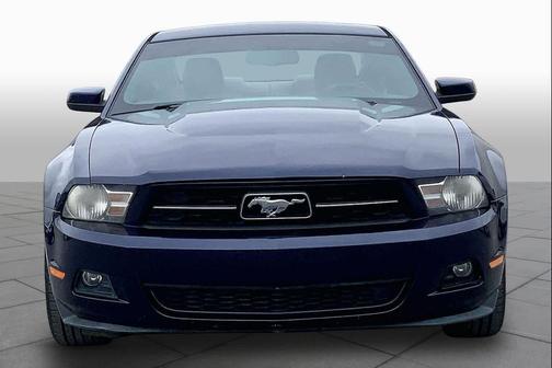 Kona Blue Metallic 2010 Ford Mustang Premium