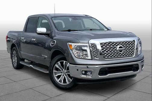 2017 Nissan Titan SL