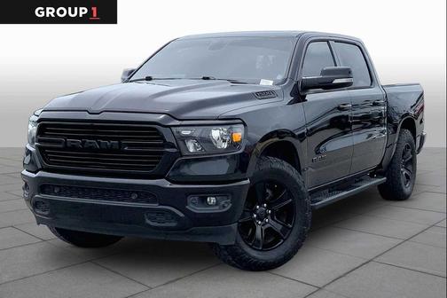 Diamond Black Crystal Pearlcoat 2020 RAM 1500 Lone Star