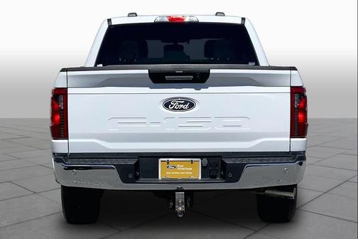 Oxford White 2024 Ford F-150 XLT