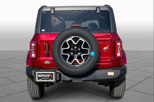 2026 Ford Bronco Outer Banks