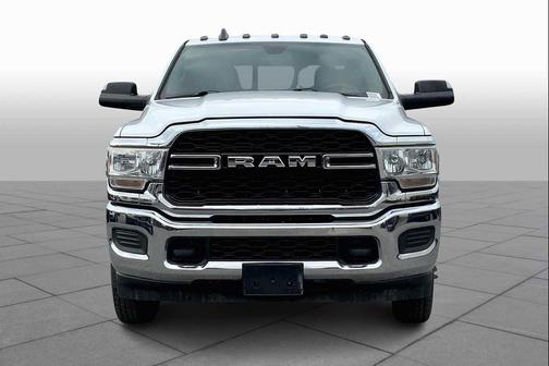 2021 RAM 3500 Tradesman Crew Cab 4x4 8' Box