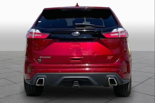 Ruby Red Metallic Tinted Clearcoat 2019 Ford Edge ST
