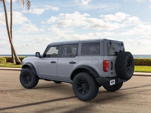 Avalanche Gray 2026 Ford Bronco Base