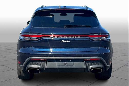 2023 Porsche Macan T