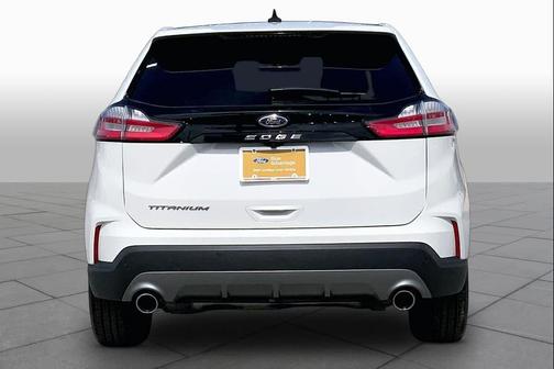 Star White Metallic Tri-Coat 2021 Ford Edge Titanium