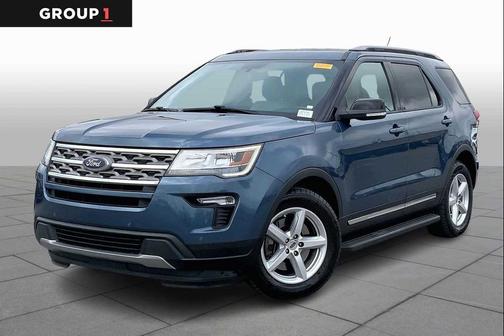 Blue Metallic 2018 Ford Explorer XLT