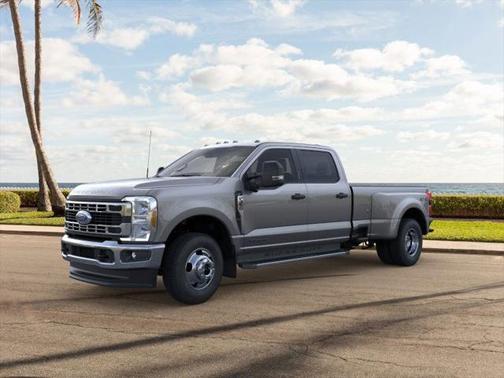 2025 Ford F-350 XLT