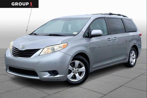 2012 Toyota Sienna LE