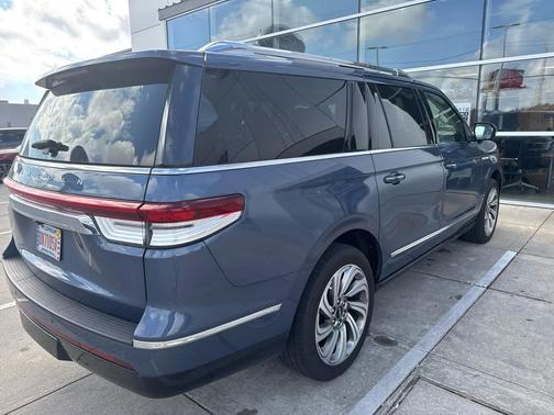 2023 Lincoln Navigator Reserve