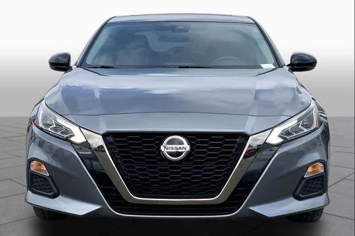 Gun Metallic 2021 Nissan Altima SR FWD