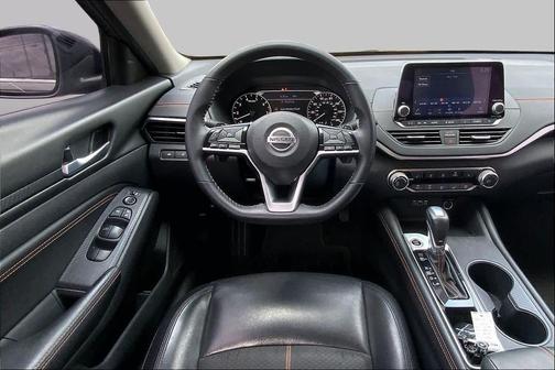 Gun Metallic 2021 Nissan Altima SR FWD