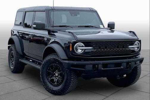 Shadow Black 2024 Ford Bronco Wildtrak