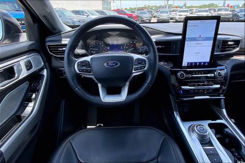 Carbonized Gray Metallic 2024 Ford Explorer Limited