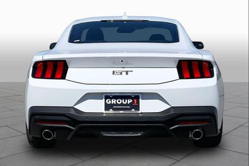 Oxford White 2026 Ford Mustang GT