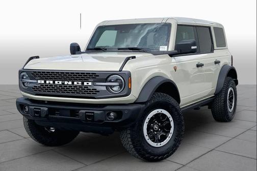 Desert Sand 2025 Ford Bronco Badlands