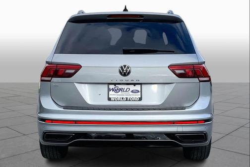 2023 Volkswagen Tiguan 2.0T SE R-Line Black