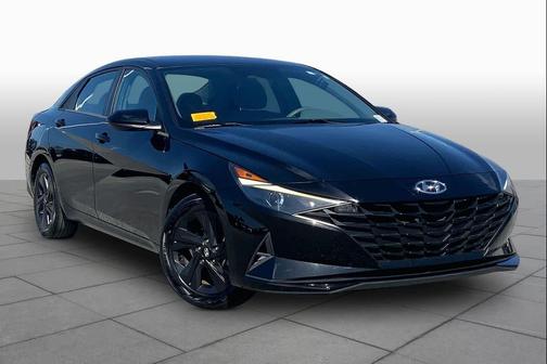Phantom Black 2022 Hyundai ELANTRA SEL