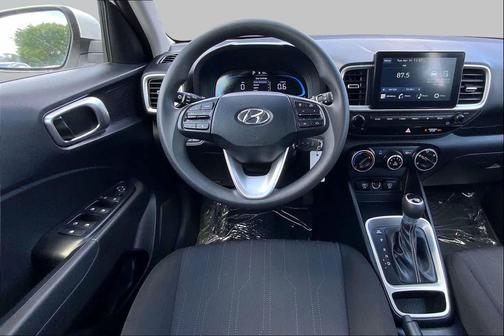 Lunar White 2025 Hyundai VENUE SE