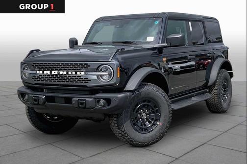 Shadow Black 2026 Ford Bronco Badlands