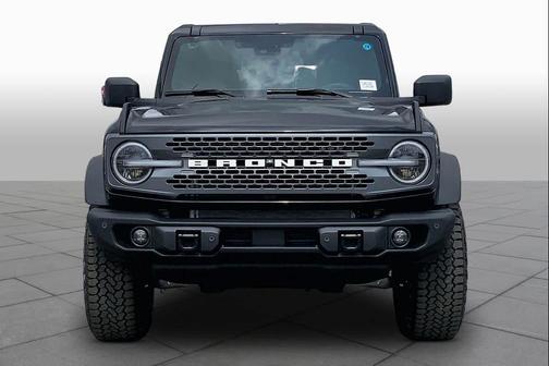 Shadow Black 2026 Ford Bronco Badlands