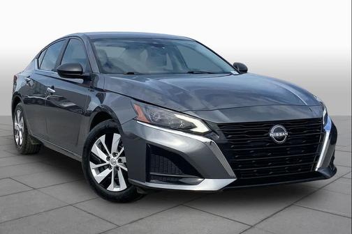 Gun Metallic 2025 Nissan Altima S FWD