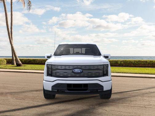 2025 Ford F-150 Lightning LARIAT