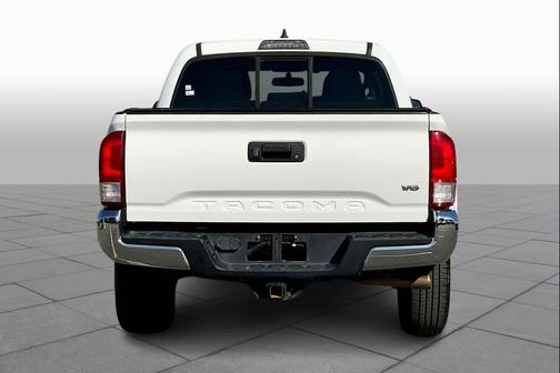 2017 Toyota Tacoma SR5