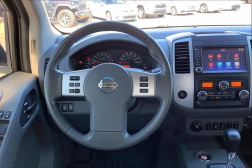 2021 Nissan Frontier SV