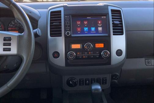 2021 Nissan Frontier SV