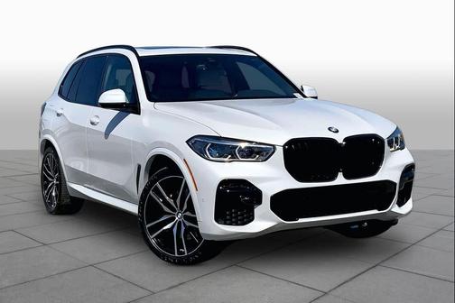 Mineral White Metallic 2022 BMW X5 M50i