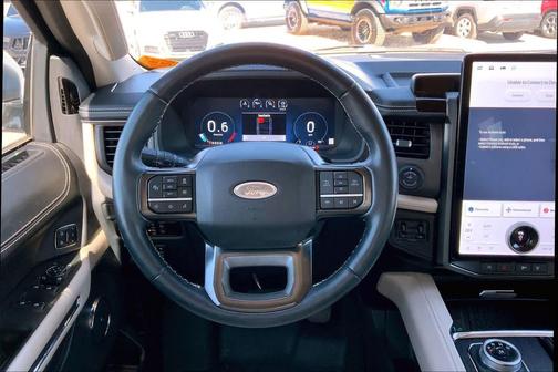 2024 Ford Expedition Platinum
