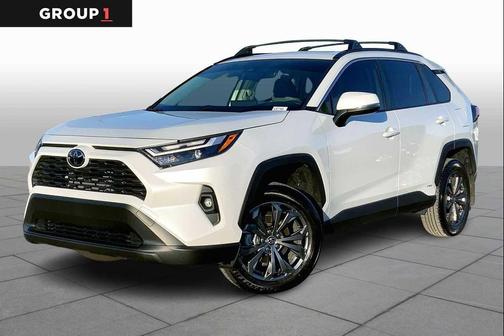 2025 Toyota RAV4 Hybrid XLE Premium