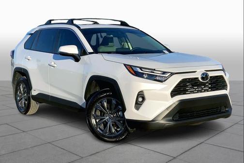 2025 Toyota RAV4 Hybrid XLE Premium