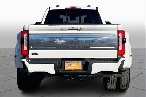 2025 Ford F-350 Platinum