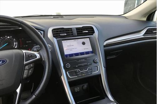2020 Ford Fusion SEL