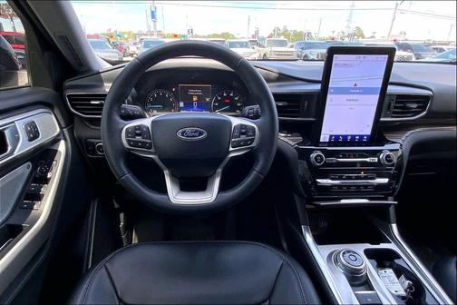 Agate Black Metallic 2024 Ford Explorer Limited