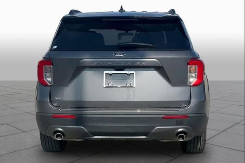 Carbonized Gray Metallic 2023 Ford Explorer XLT